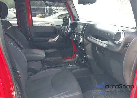 2014 Jeep Wrangler Unlimited Sahara z USA, uszkodzony, nr VIN 1C4BJWEG9EL152833